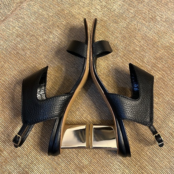 Nickolas Kirkwood black sandals with gold heel - Picture 6 of 8